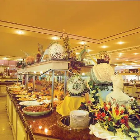 Hotel Acg Palace