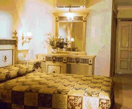 Hotel Acg Palace